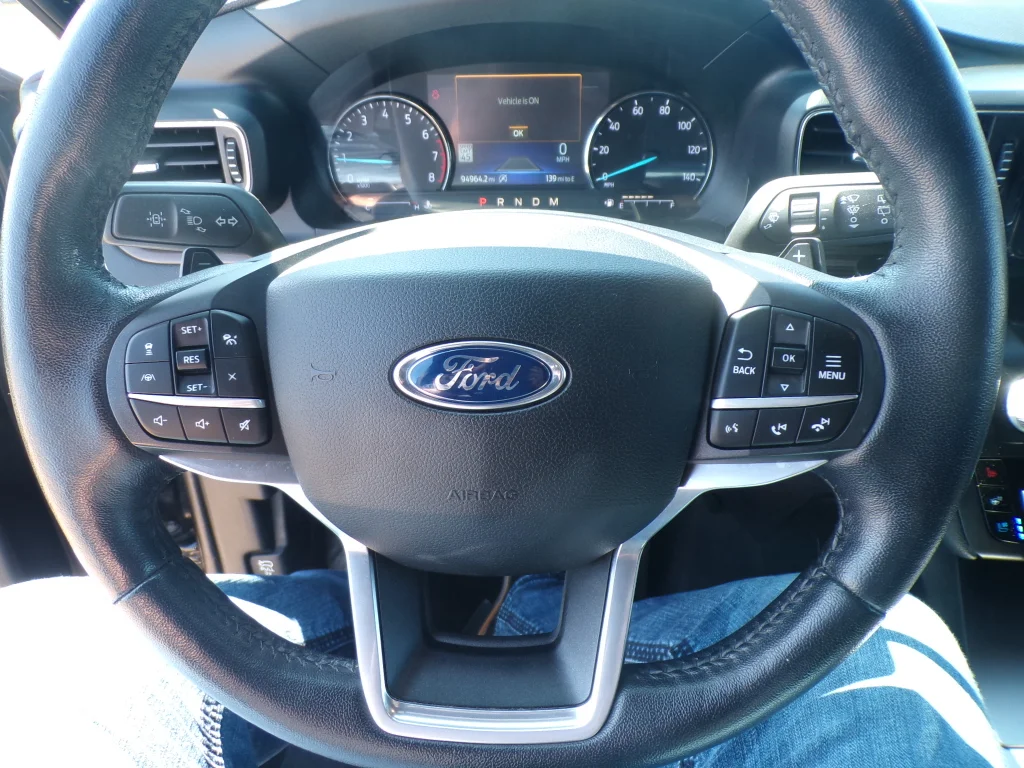 Used 2020 Agate Black Metallic Ford Limited image 21