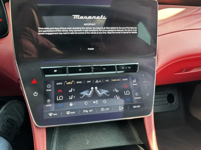 Used 2023 Grigio Lava Metallic Maserati Modena ~ Premium Package !! image 26