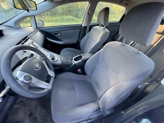 Used 2015 Gray Toyota Two image 14