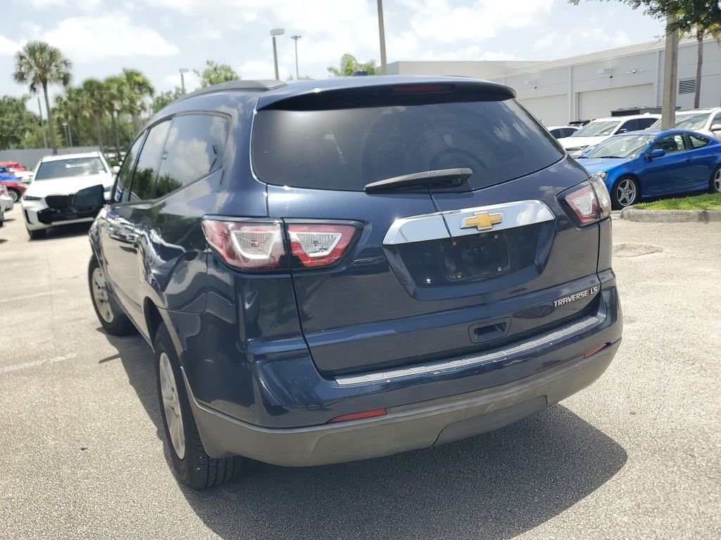 Used 2015 Blue Chevrolet LS image 7
