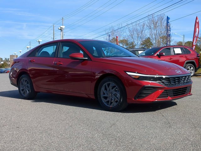 2025 Hyundai Elantra SEL - Photo 29