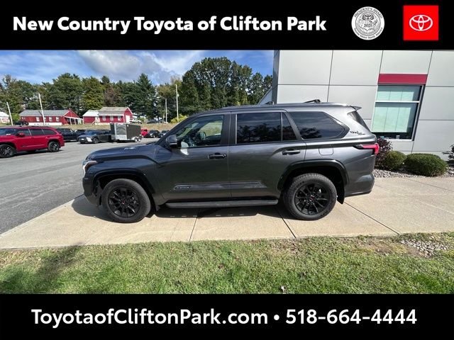 2025 Toyota Sequoia Platinum - Photo 6