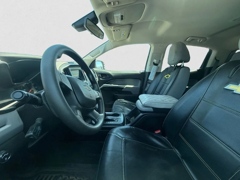 Used 2018 White Chevrolet Work Truck image 6