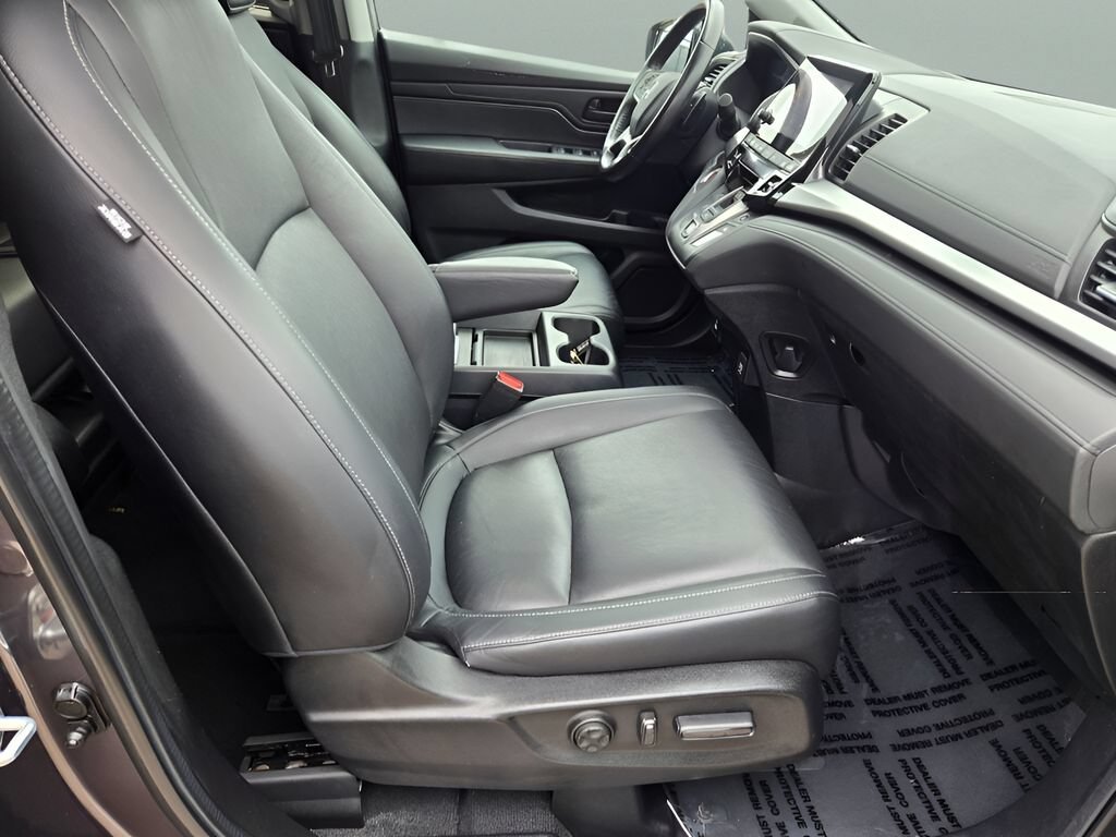 Used 2024 Gray Honda EX-L image 9
