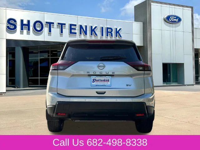 Used 2024 Silver Nissan SV image 7
