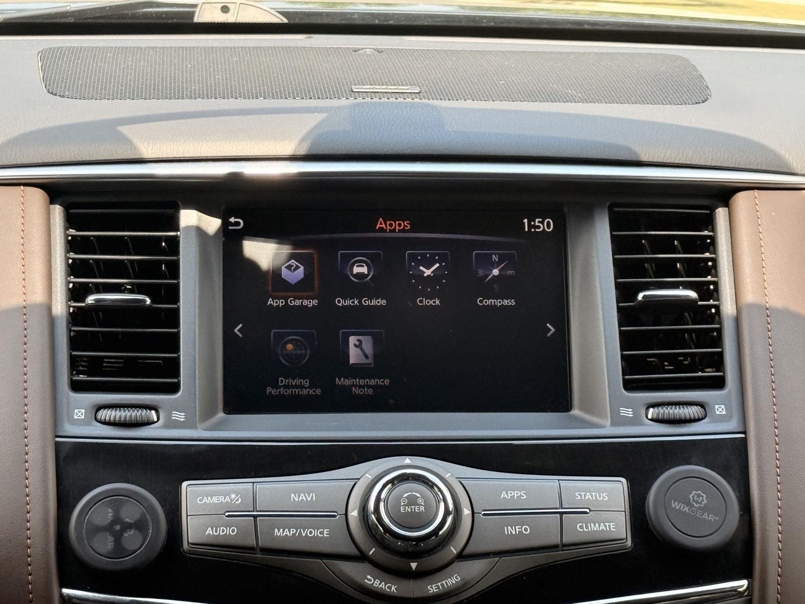 Used 2018 Super Black Nissan Platinum image 32