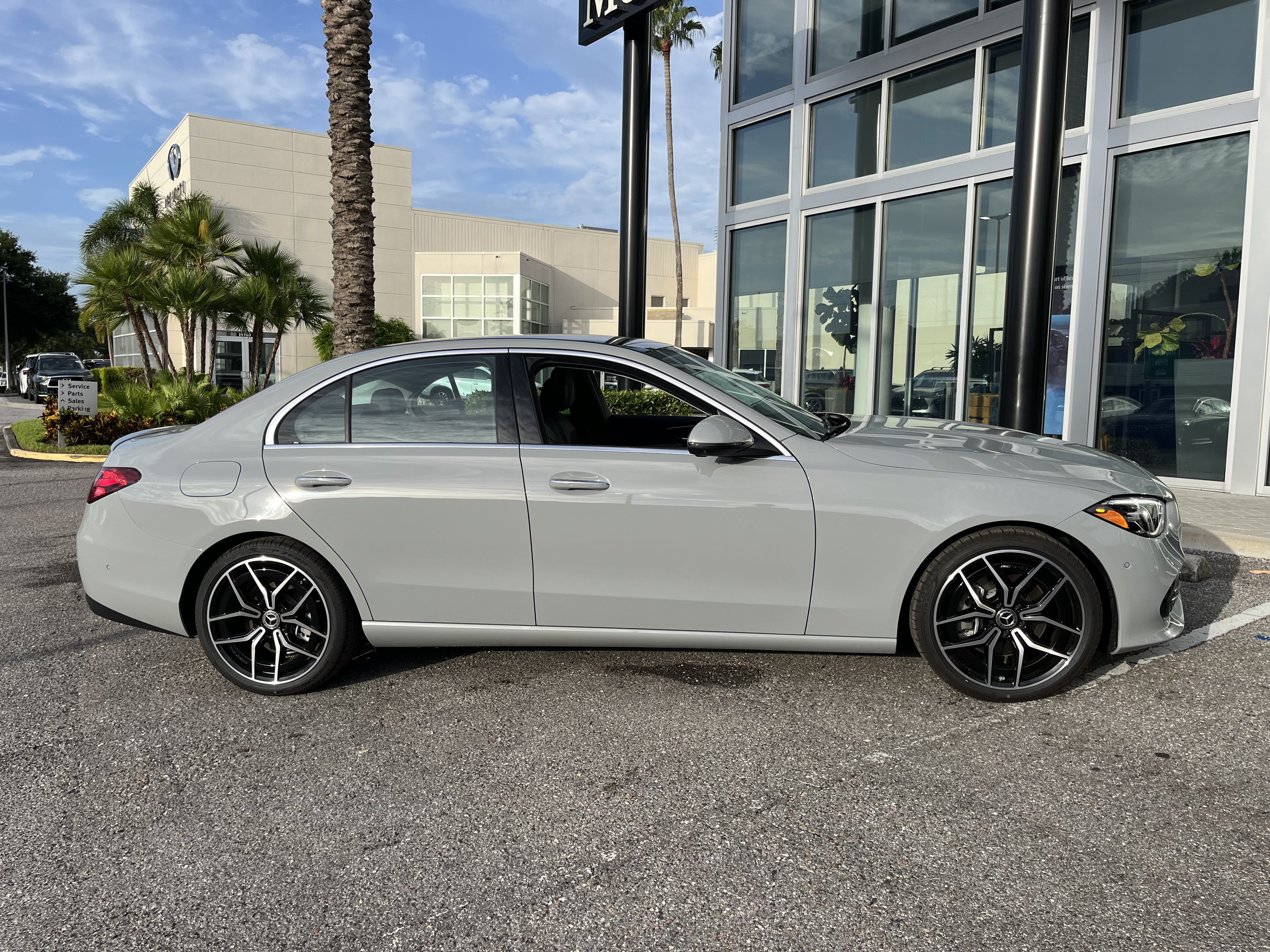 New 2026 MANUFAKTUR Alpine Grey Mercedes-Benz C 300 image 8