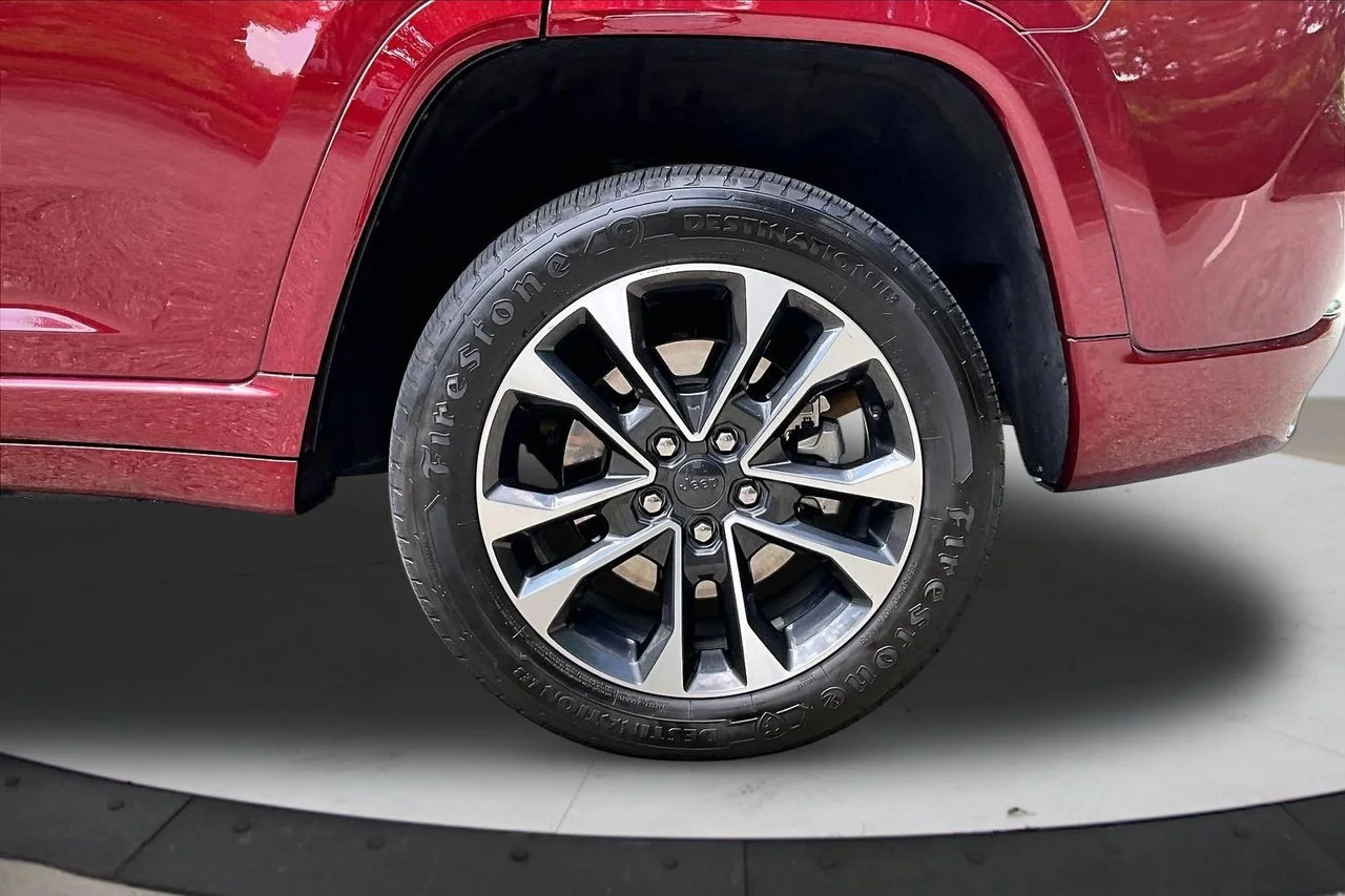 Used 2023 Red Jeep Overland 4xe image 36