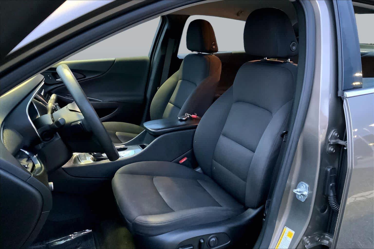 Used 2020 Stone Gray Metallic Chevrolet LT image 8