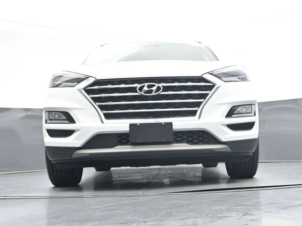 Used 2019 White Hyundai Ultimate image 43