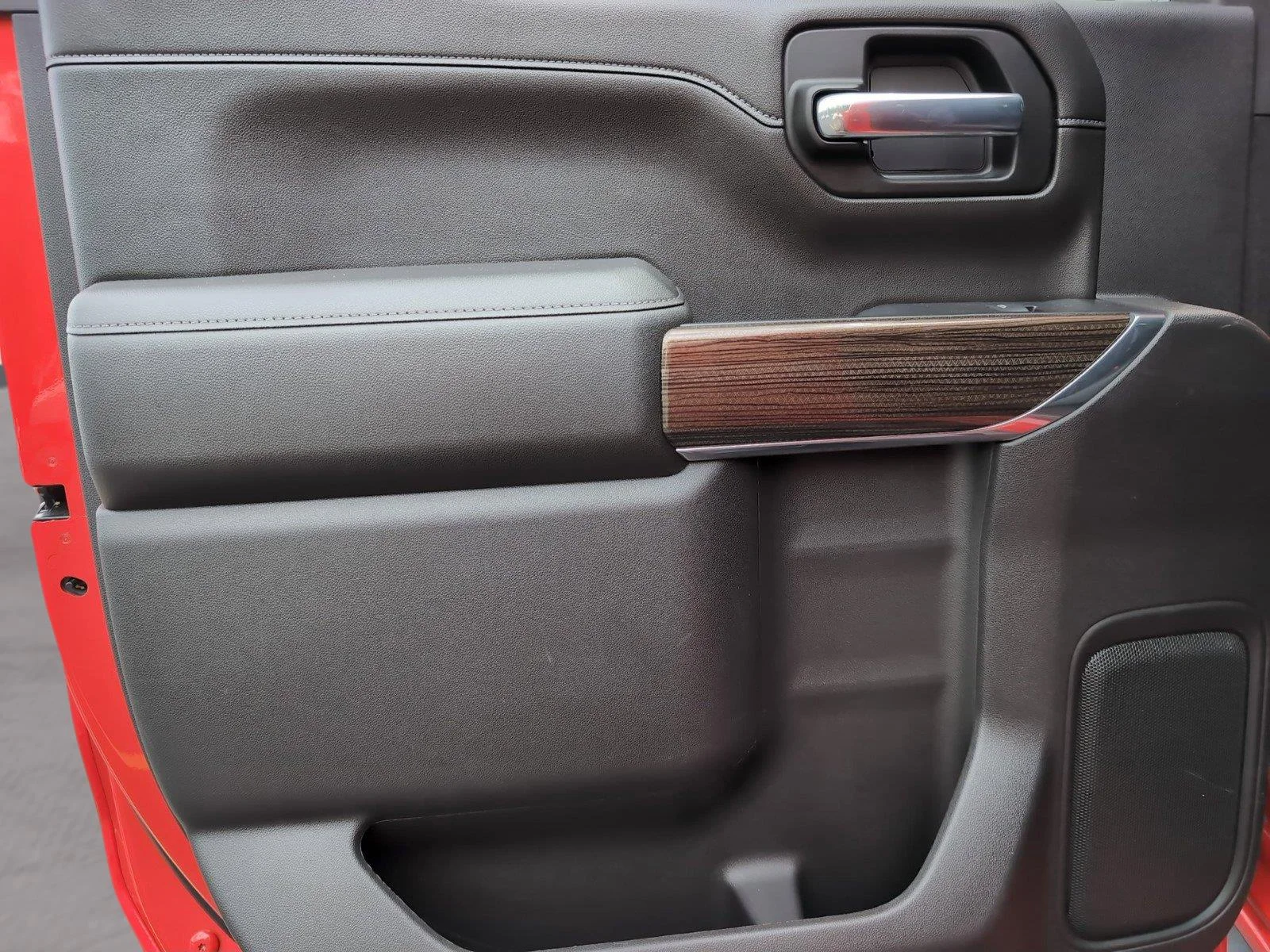 Used 2021 RED HOT Chevrolet LT Trail Boss image 32