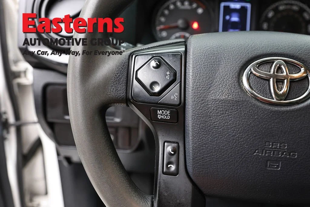 Used 2018 White Toyota SR image 14