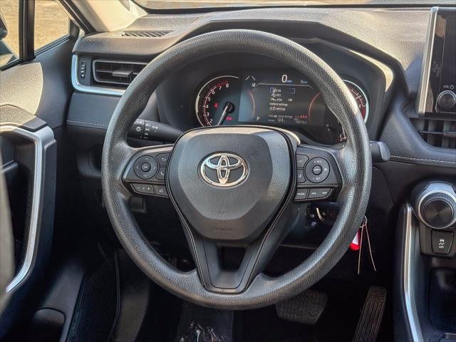 Certified Used 2025 SILVER SKY METALLIC Toyota  image 17