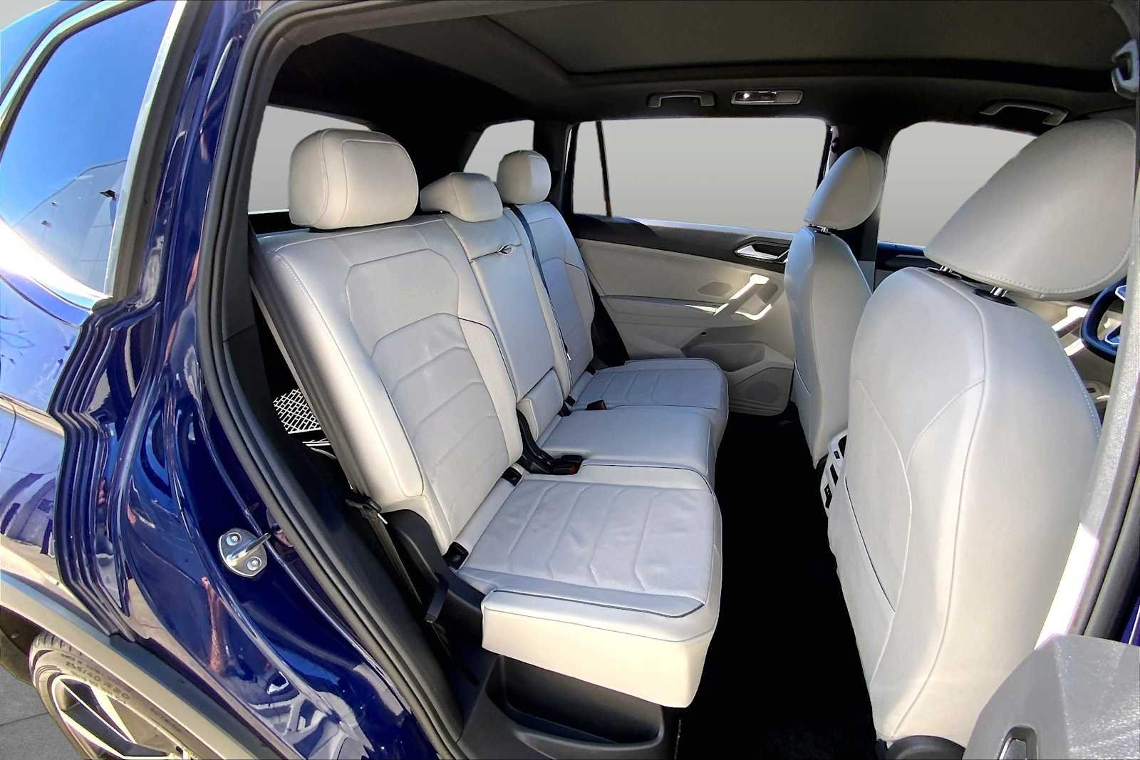 Used 2024 Atlantic Blue Metallic Volkswagen SEL R-Line image 18