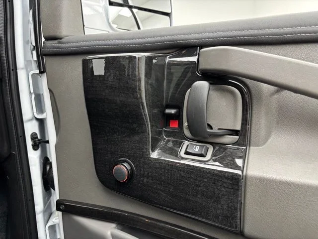 New 2026 Summit White GMC Work Van image 23