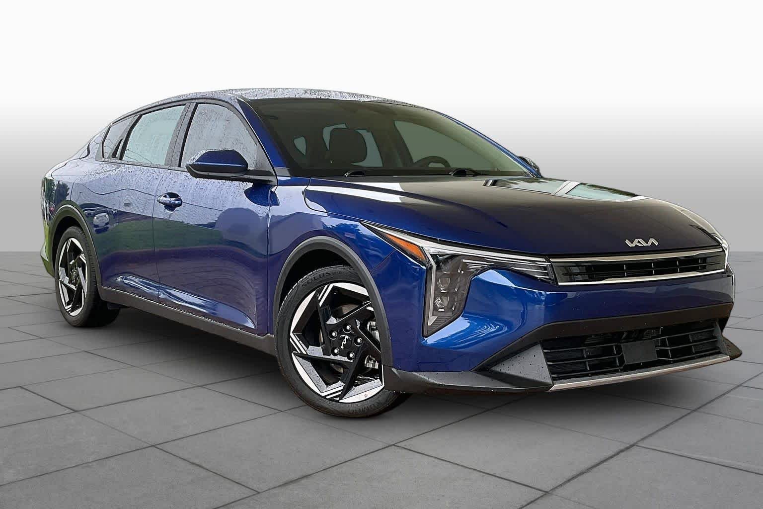 Used 2025 Deep Sea Blue Kia EX image 3