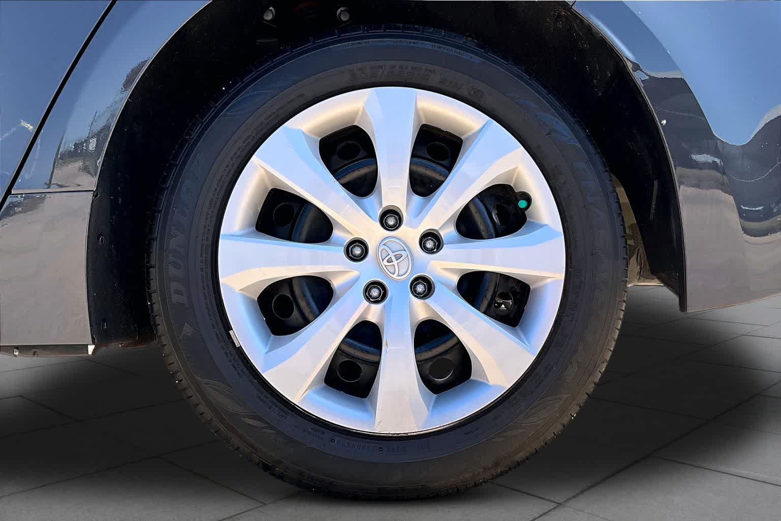 Used 2024 Underground Toyota LE image 11