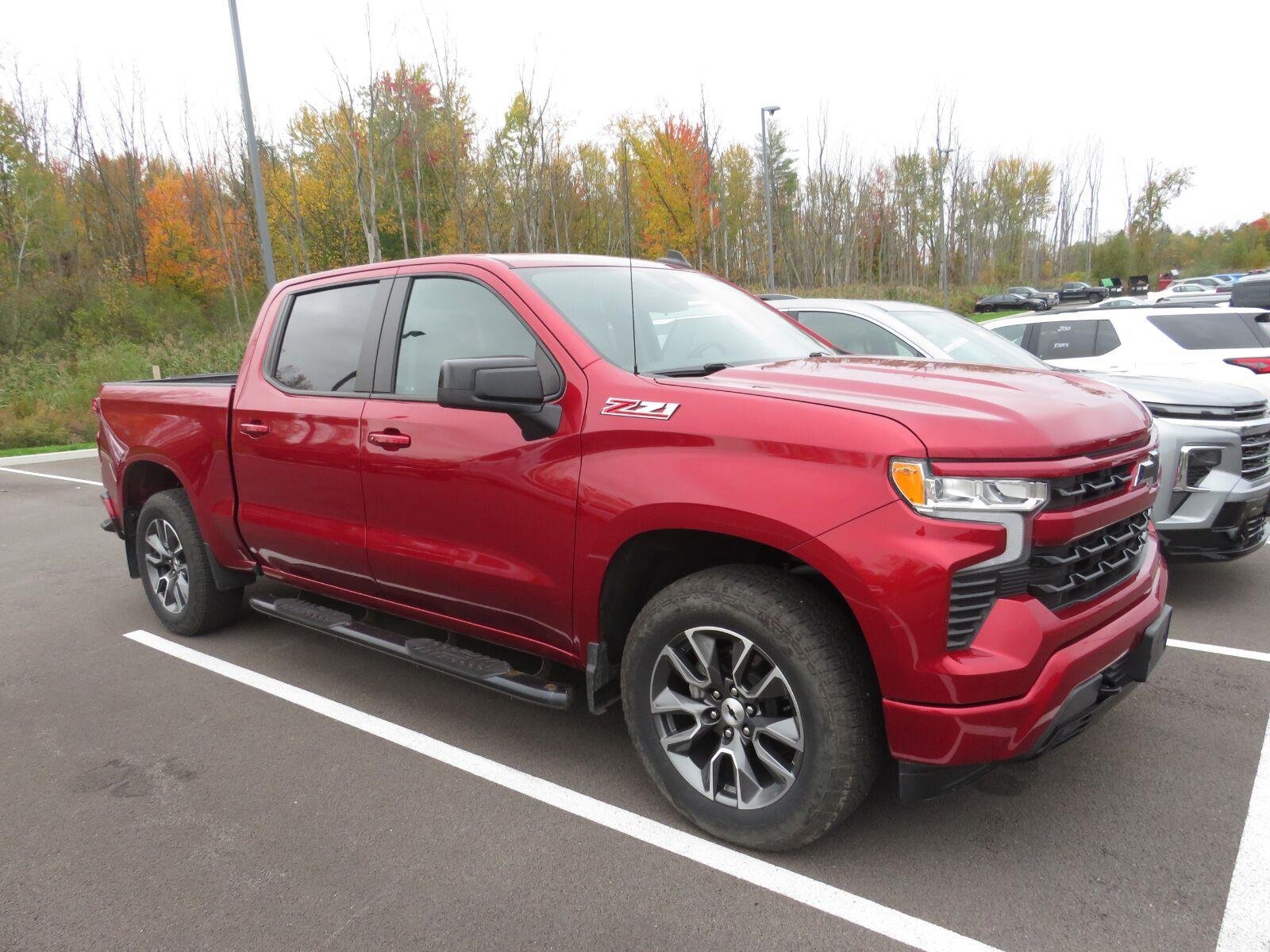 Used 2024 Radiant Red Tintcoat Chevrolet RST image 6