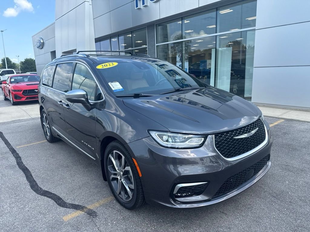 2022 Chrysler Pacifica