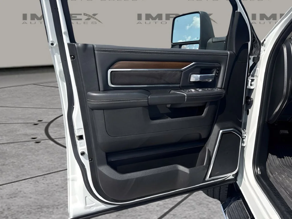 Used 2024 White Ram Laramie image 23