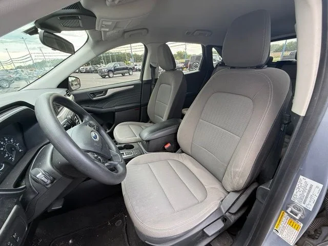 Used 2022 Blue Silver Metallic Ford S image 8