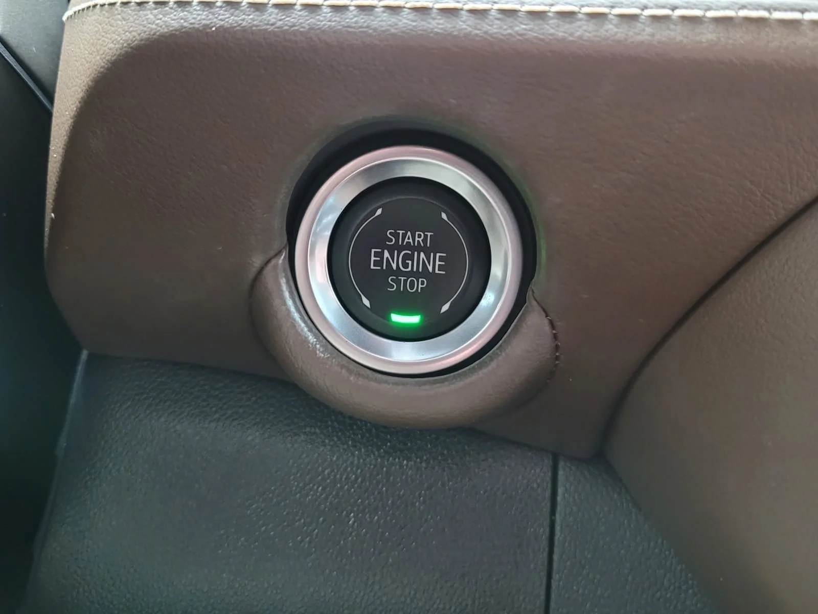 Used 2025 Black Chevrolet High Country image 31
