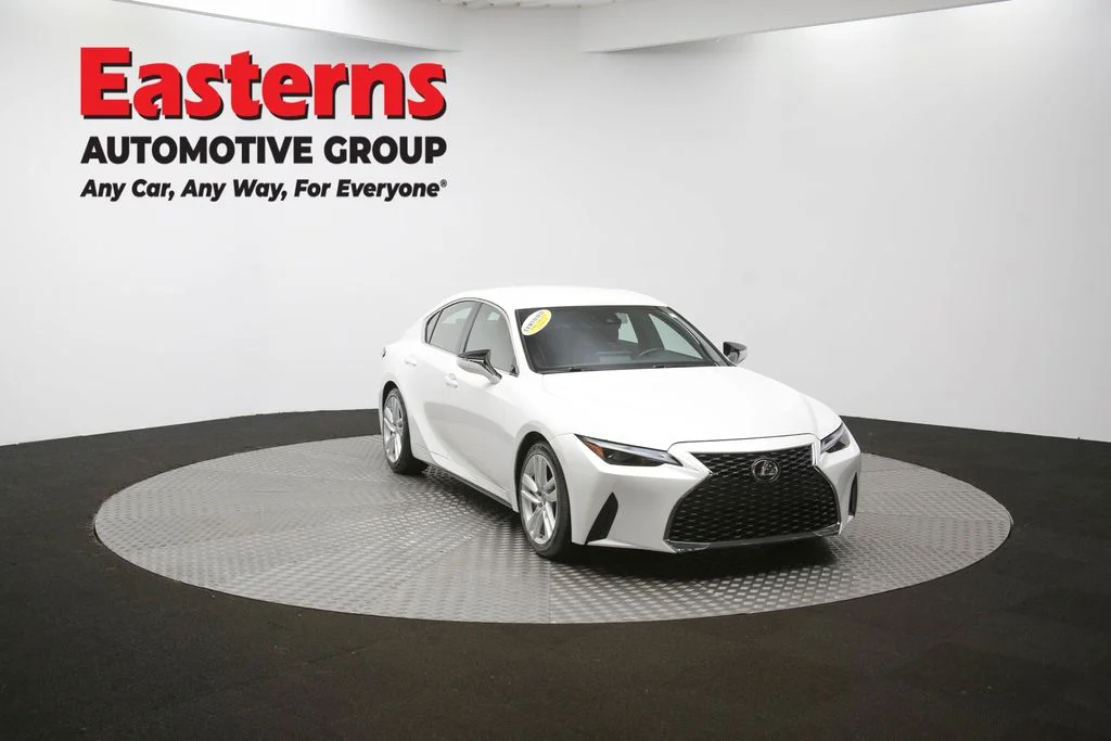 Used 2021  Lexus 300 image 49