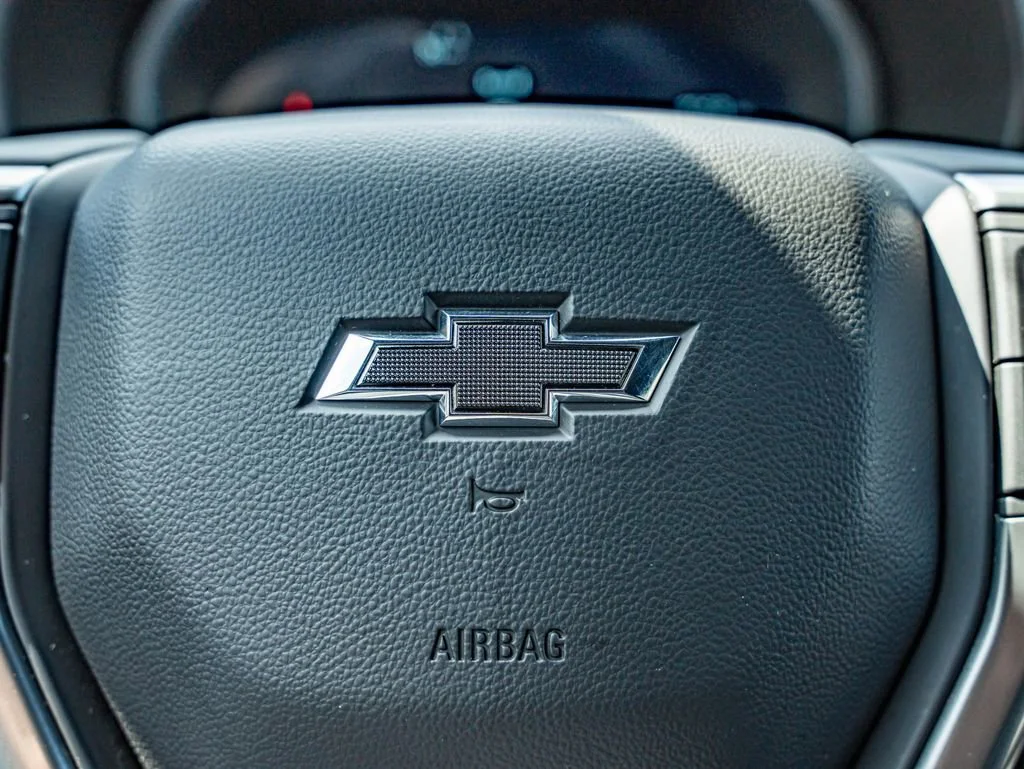 Used 2024 Black Chevrolet Z71 image 22