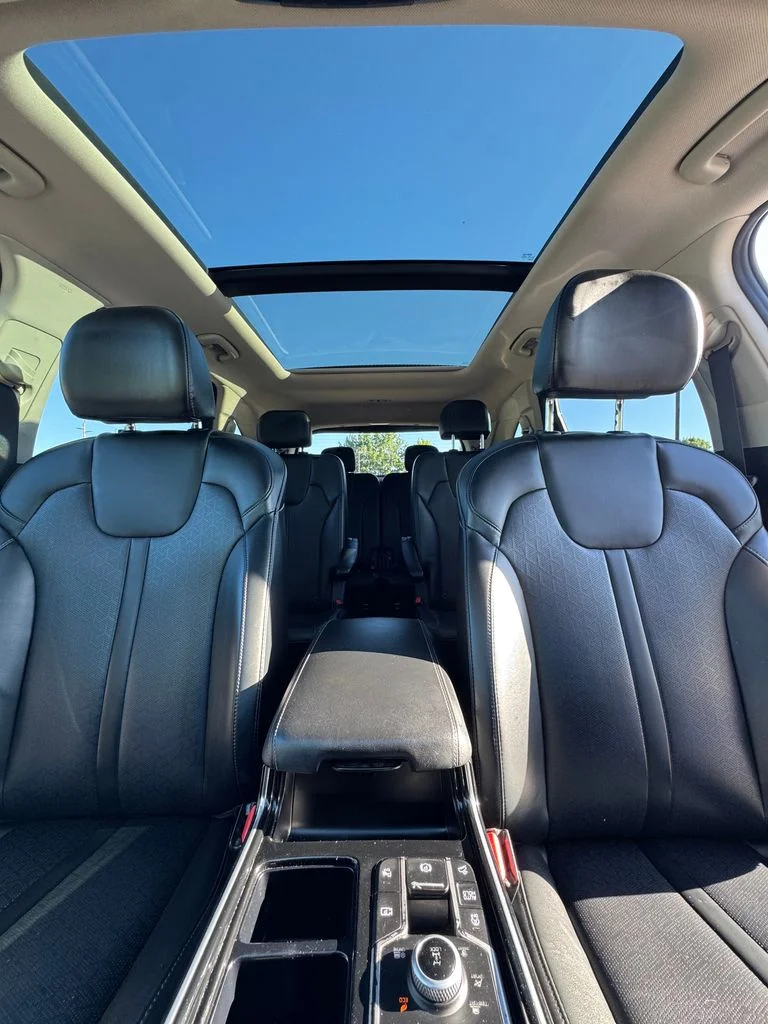 Used 2021 Everlasting Silver Kia SX image 23
