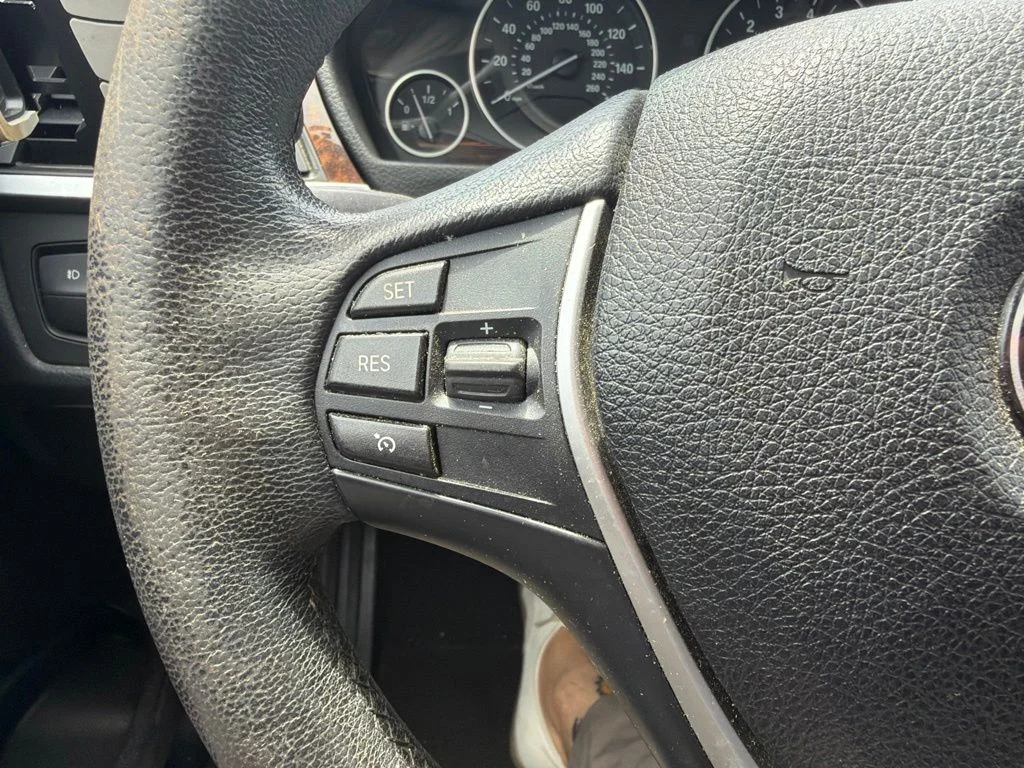 Used 2014 White BMW 328i image 15