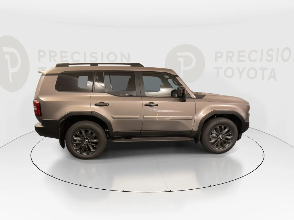 New 2027 Meteor Shower Toyota Land Cruiser image 22