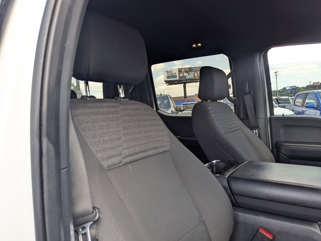Used 2023  Ford XL 2WD SuperCrew 5.5