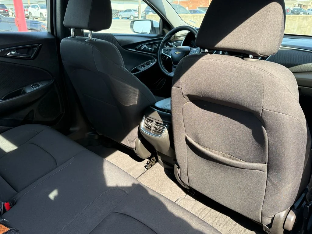Used 2023 White Chevrolet LT image 16