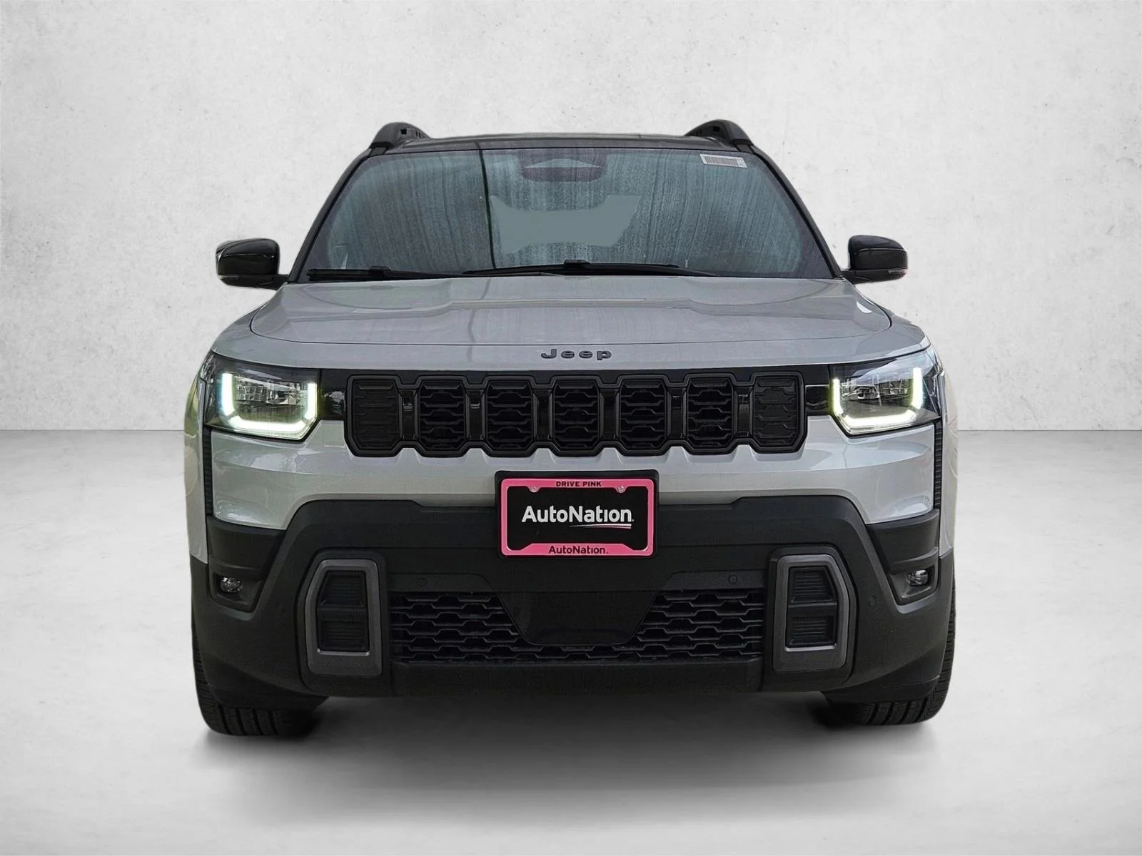 New 2026 Silver Zynith Clear-Coat Exterior Paint Jeep Overland image 6