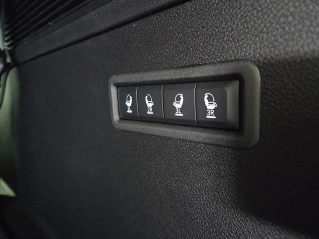 New 2026 High Gloss Black Exterior Paint Jeep Limited Altitude image 17