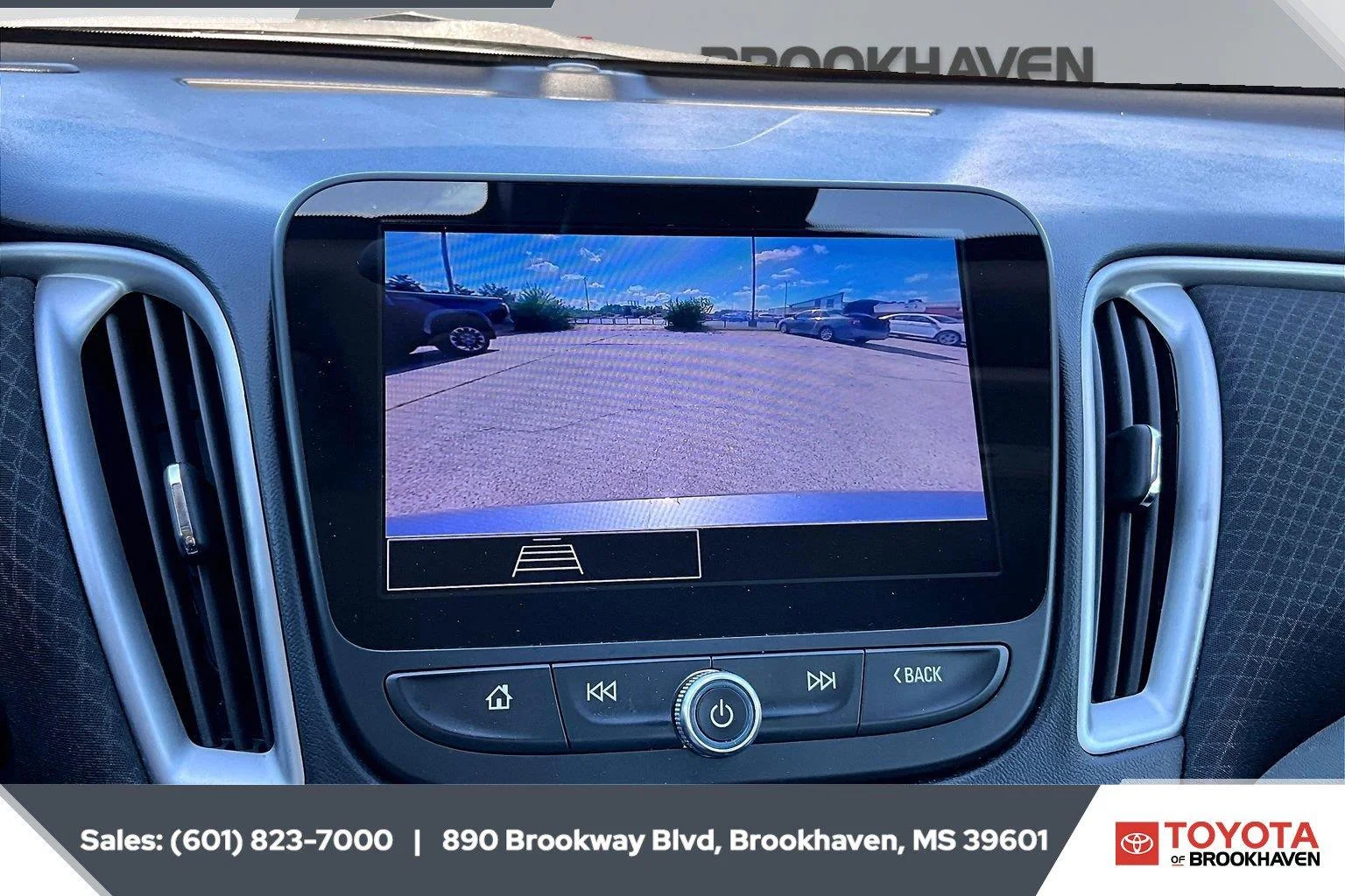 Used 2024 Sterling Gray Metallic Chevrolet LT image 15