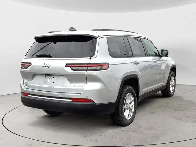 New 2026 Silver Jeep L LAREDO X 4X4 image 6