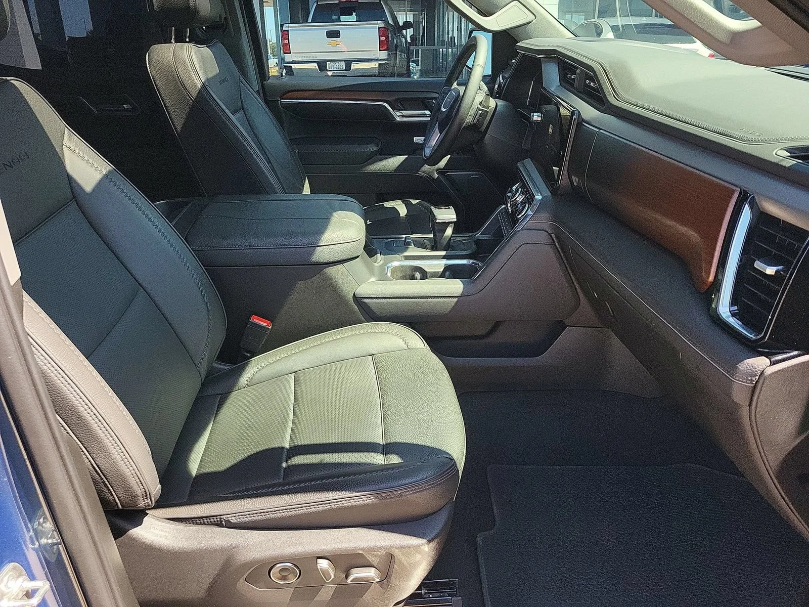 Certified Used 2025 Downpour Metallic GMC Denali image 29
