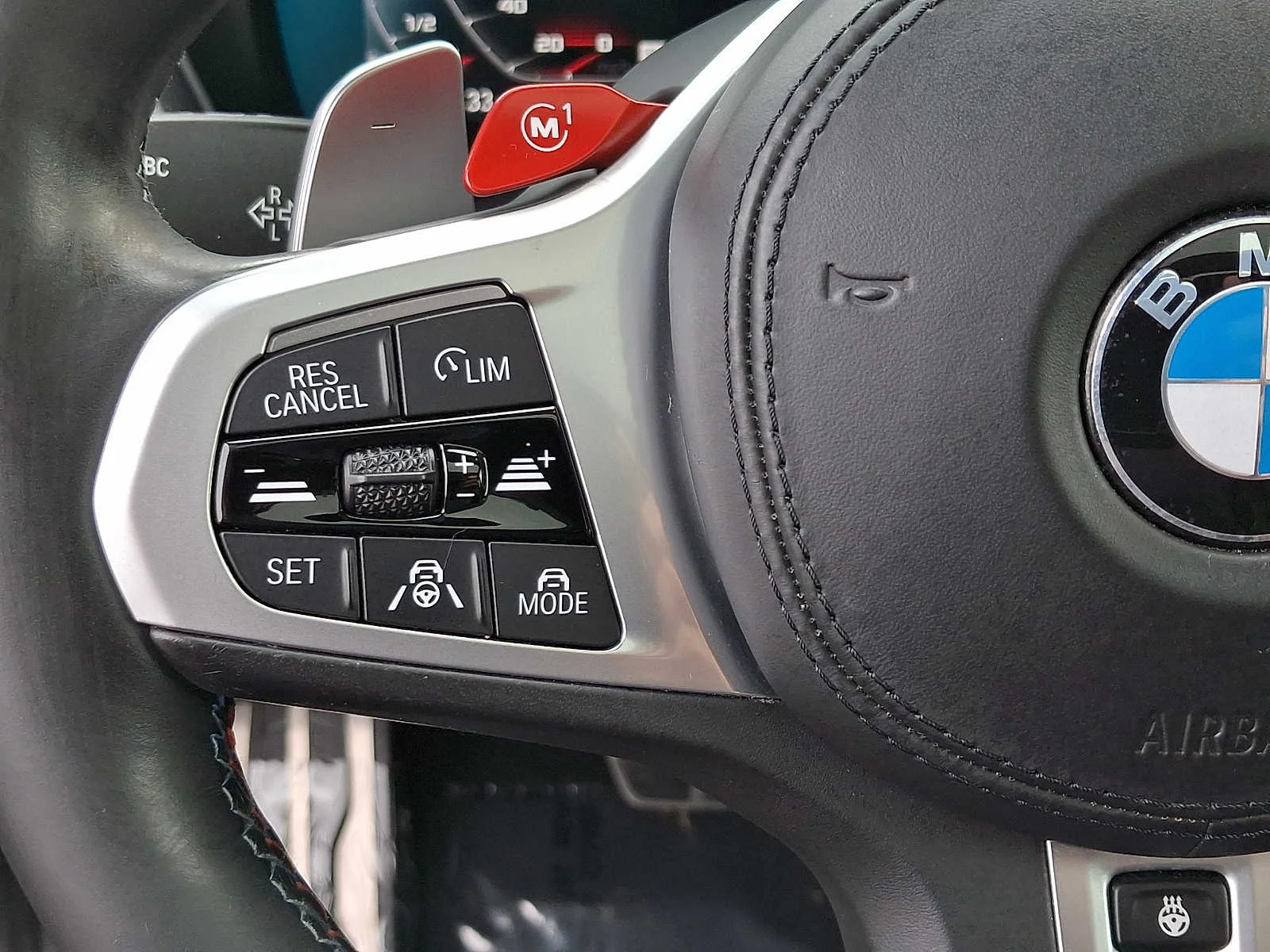 Used 2023 Orange BMW  image 21