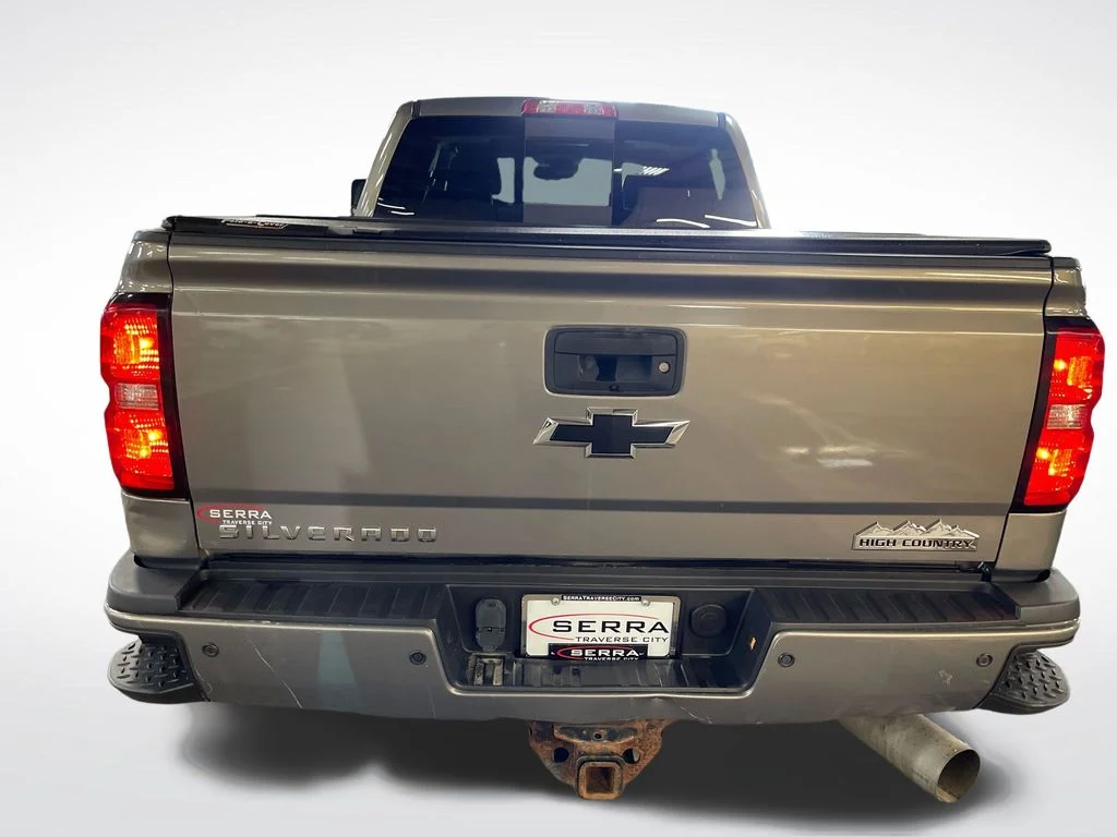 Used 2017 Gray Chevrolet High Country image 4
