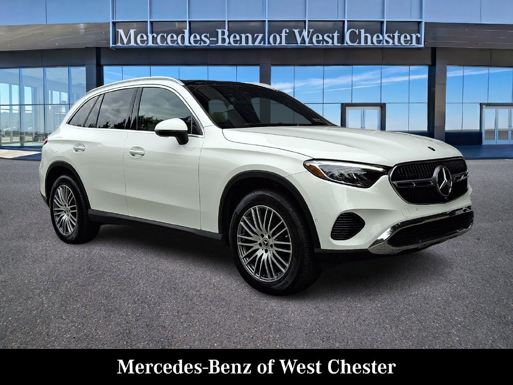 2026 Mercedes-Benz GLC 300 AWD 4MATIC® photo 1