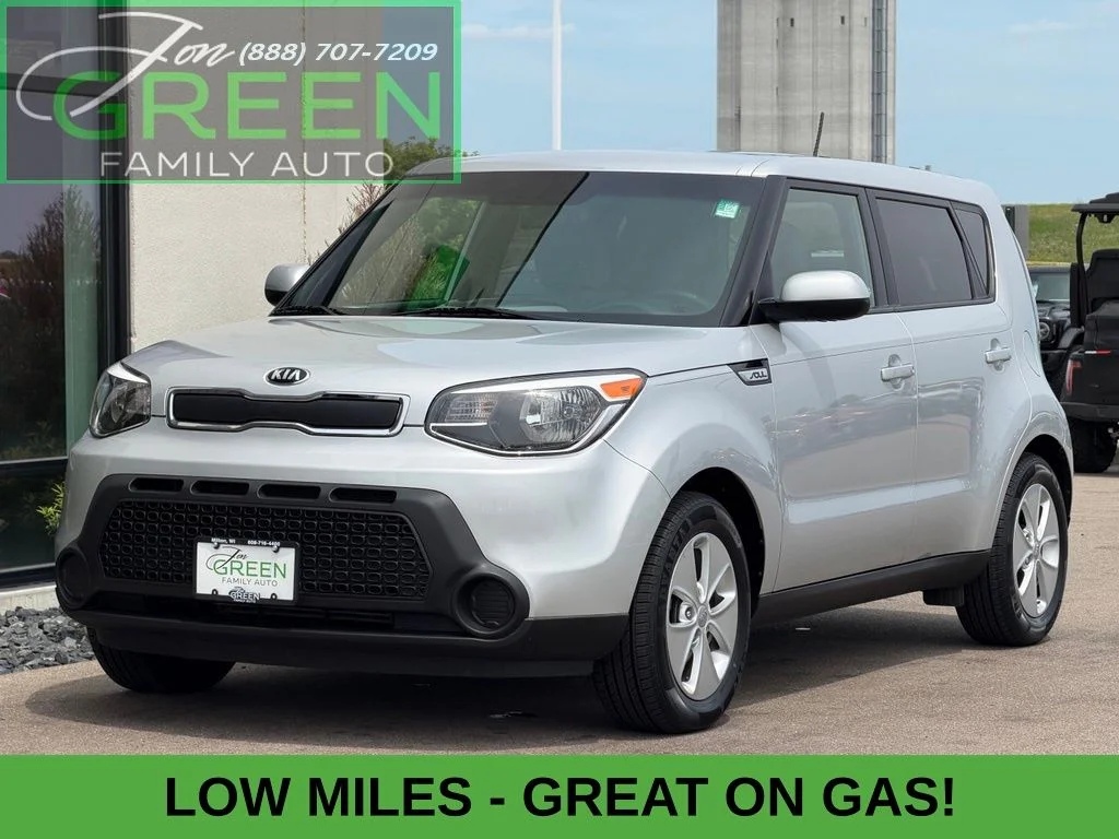 Used 2016 Silver Kia Base image 1