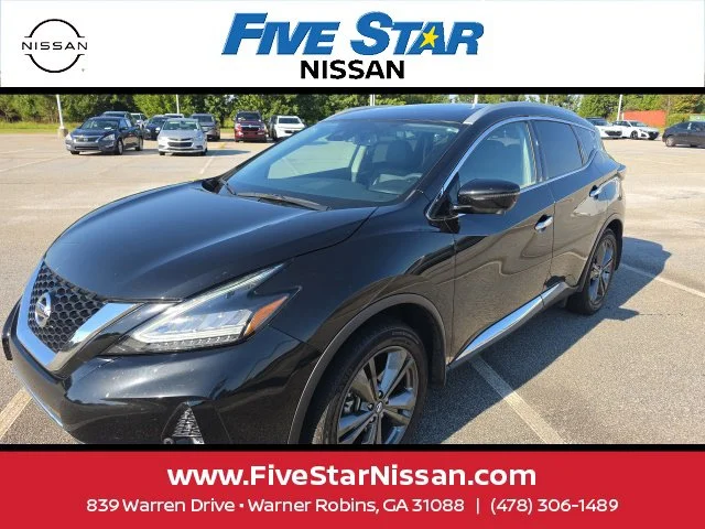 Used 2019 Black Nissan Platinum image 1