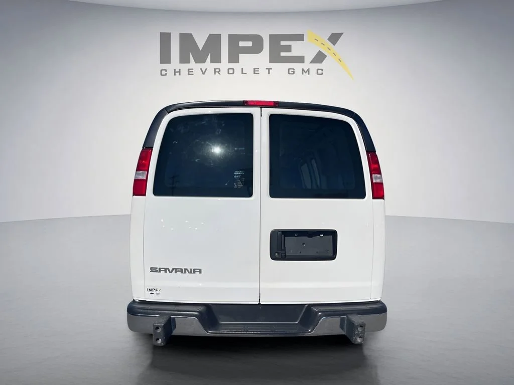Used 2023 Summit White GMC Work Van image 4