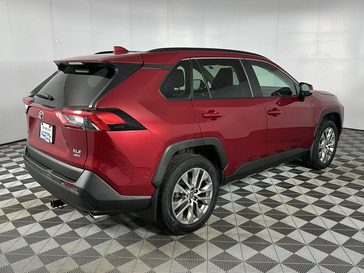 Used 2024 Ruby Flare Pearl Toyota XLE Premium image 25