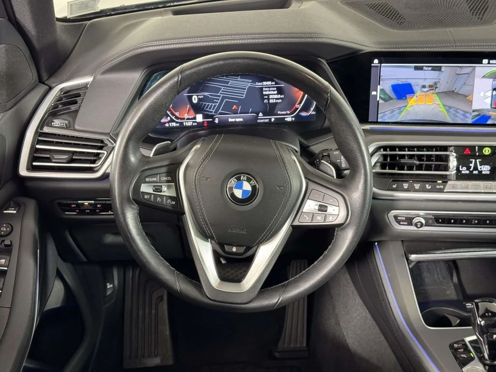 Certified Used 2022 Gray BMW xDrive40i image 20