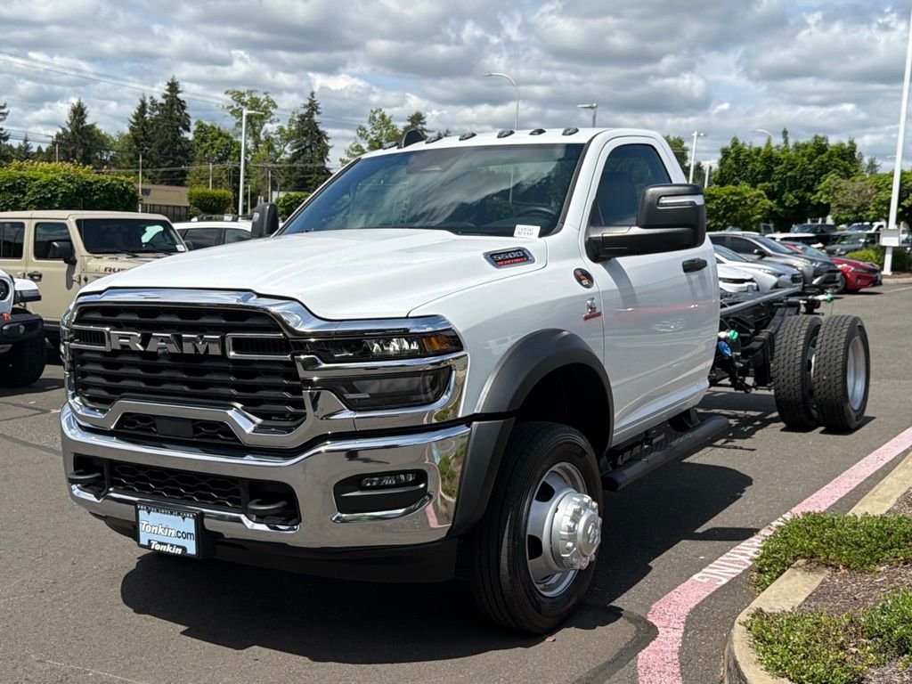 New 2026 Bright White Clearcoat RAM Tradesman image 4