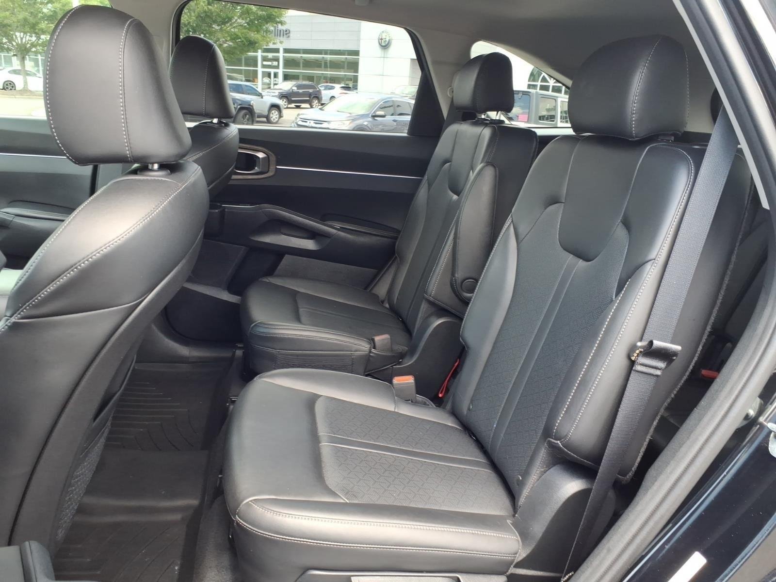 Used 2023 Ebony Black Kia EX image 14