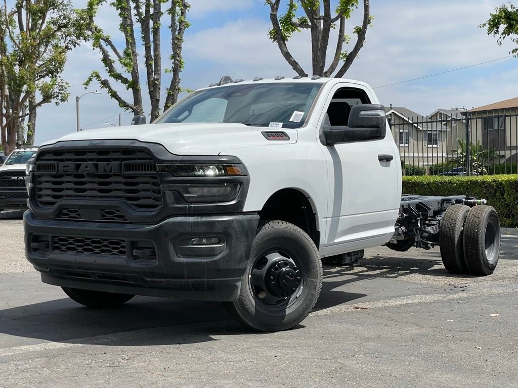 2025 RAM 3500 Chassis