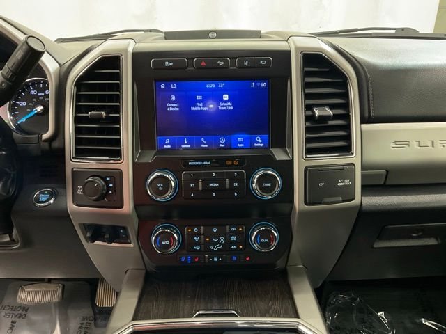 Used 2020 White Ford Lariat image 17